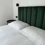 Izabeles Apartamentai 게스트하우스 3*