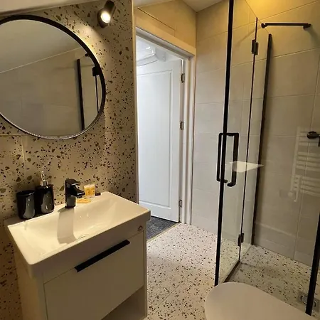 Izabeles Apartamentai 3* Паланга