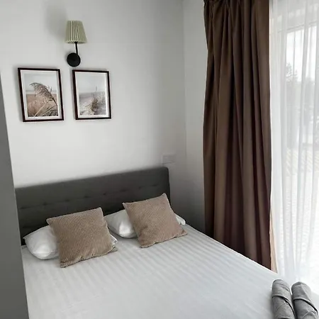 Гостьовий будинок Izabeles Apartamentai *