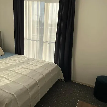 Izabeles Apartamentai Гостьовий будинок *