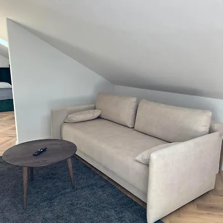 Гостьовий будинок Izabeles Apartamentai *