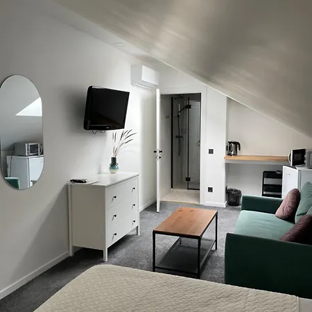 Izabeles Apartamentai Гостевой дом 3*