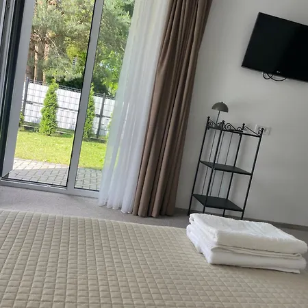 Izabeles Apartamentai 3* Паланга