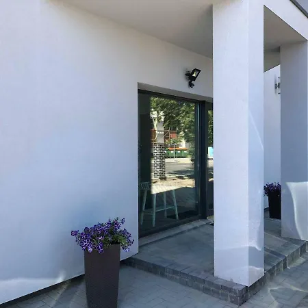 Izabeles Apartamentai Гостевой дом 3*