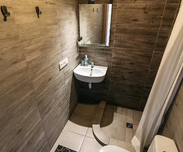 Гостьовий будинок Izabeles Apartamentai 3*