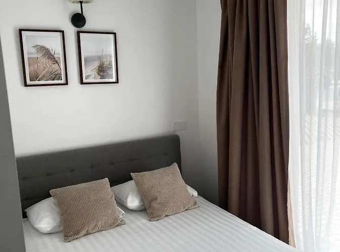 Гостьовий будинок Izabeles Apartamentai 3*