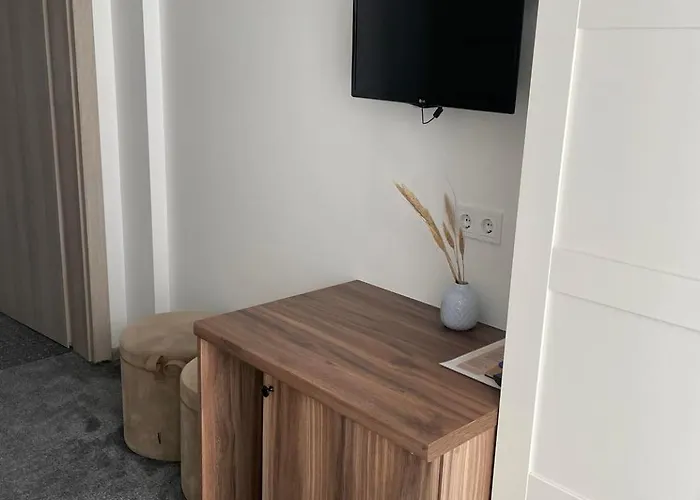 Izabeles Apartamentai Penzion 3*