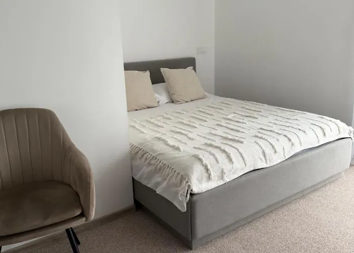 Izabeles Apartamentai 3* Паланга