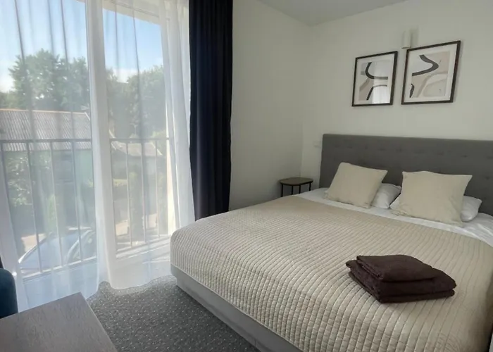 Izabeles Apartamentai Penzion 3*